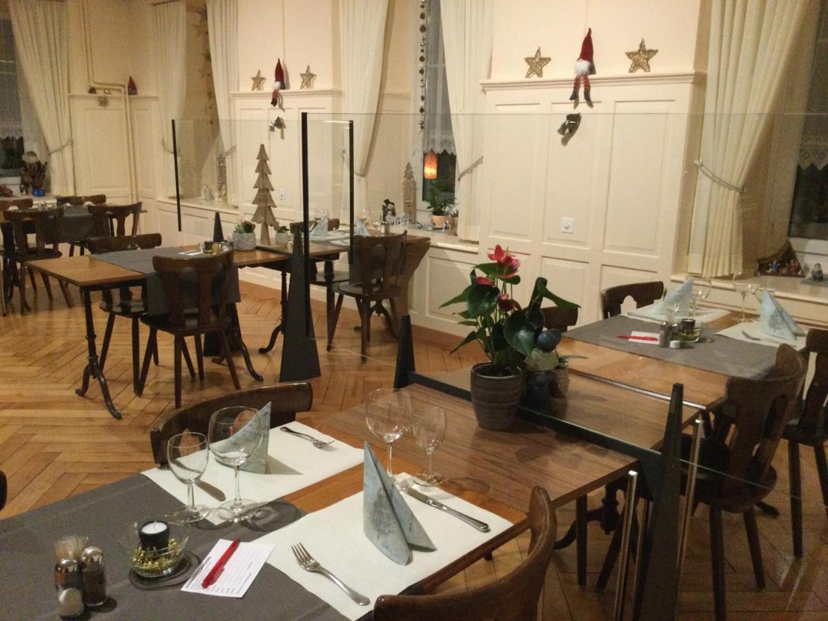 Hotel Restaurant Raben Linthal Экстерьер фото
