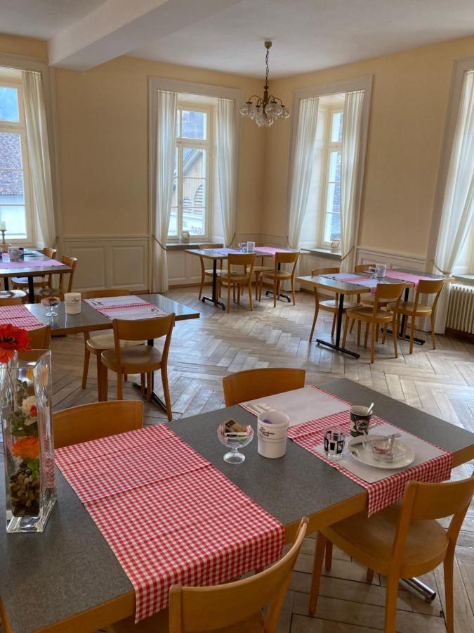 Hotel Restaurant Raben Linthal Экстерьер фото